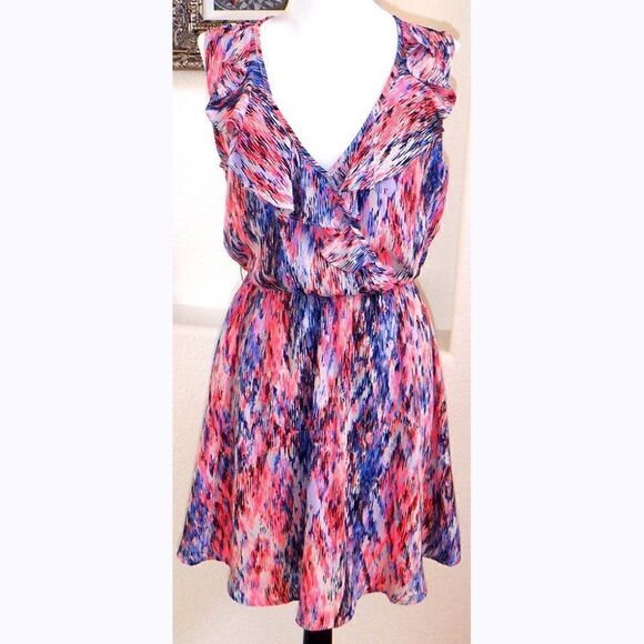 Eyecatching Lush streak flare dress - Picture 1 of 4